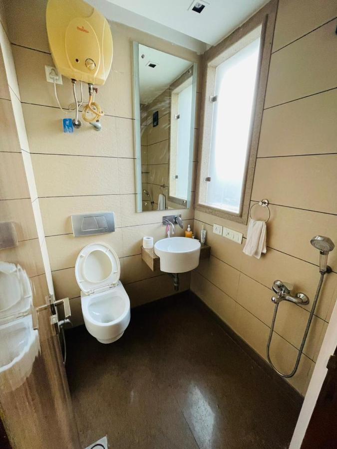 Divine India Service 4bhk D-163 Saket * New Delhi