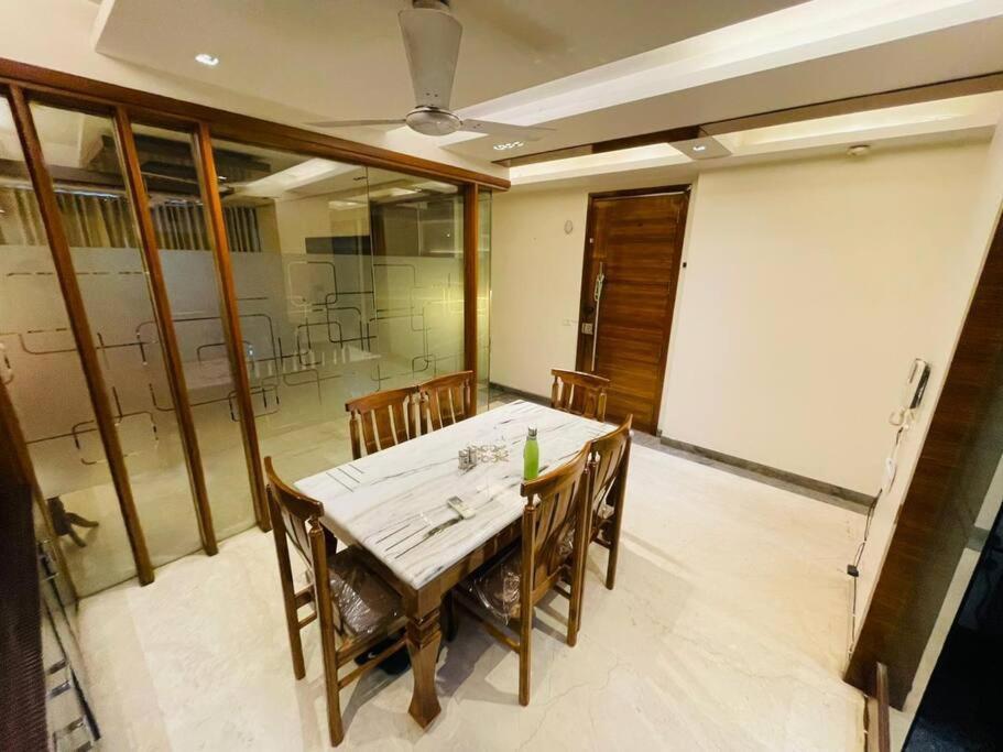 Divine India Service 4bhk D-163 Saket Apartment
